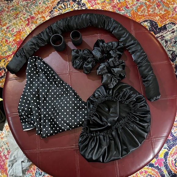 Eternal Muse x Ashley West Collab - Heatless Curls Set - Picture 1 of 5